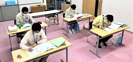 指導員候補生の勉強時間を確保